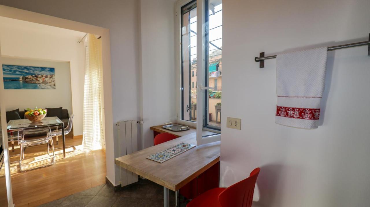 Апартаменты Sole, Terrazza, Centro Citta E Wi-Fi Veloce! Генуя Экстерьер фото